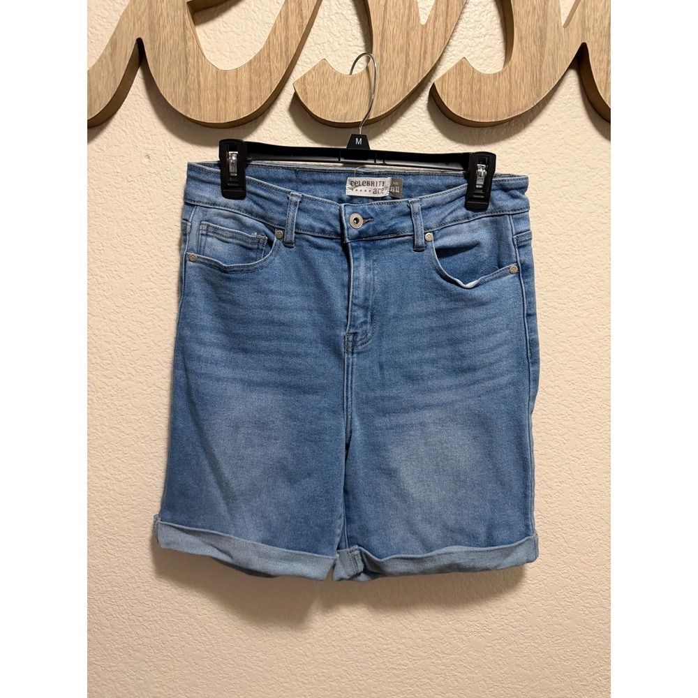 Celebrity Ace Jean Shorts  Size XL